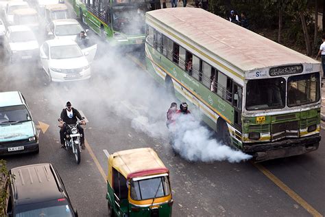 India’s Diesel Subsidy Spurs Pollution Worse Than Beijing - Bloomberg