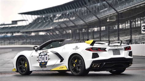 2021 Chevrolet Corvette convertible is the 2021 Indianapolis 500 pace car