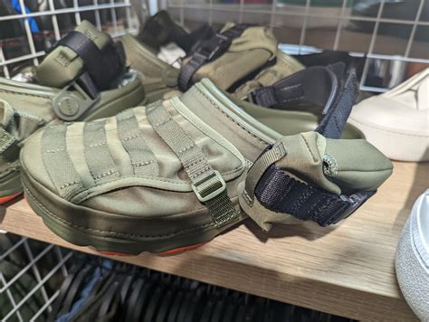 Tactical Crocs : r/ATBGE