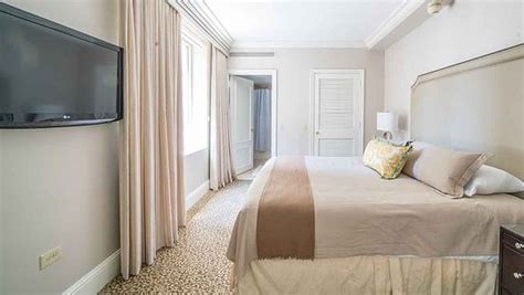 Omni Berkshire Place $168 ($̶2̶8̶0̶) - UPDATED 2018 Prices & Hotel ...