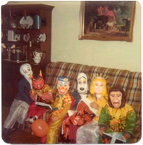 Dishfunctional Designs: Vintage Childhood Halloween Costumes from the 70's