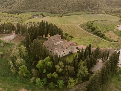 Castello del Trebbio Wedding // PhotographerTuscany.com