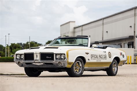 1972 Oldsmobile Cutlass Hurst Olds W45 | Premier Auction