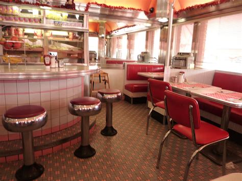 Diner, Retro diner, 50s diner