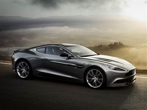 Download Vehicle Aston Martin Vanquish HD Wallpaper