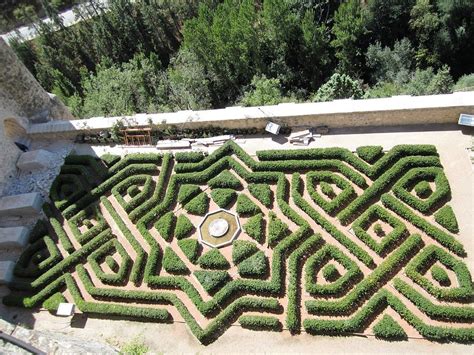 Alcazar De Segovia Garden