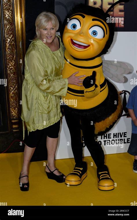 Deborra-Lee Furness at the Bee Movie premiere at the State Theatre ...