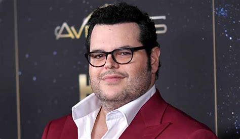 Josh Gad (‘Avenue 5’) interview on ‘craziest’ role ever - GoldDerby