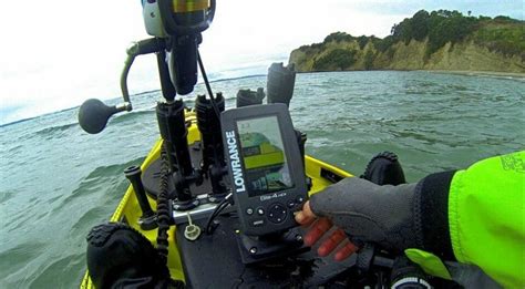 Mounting a Fish Finder on a Kayak - Advanced Guide | AverageOutdoorsman