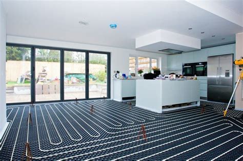 Floor heating systems - Pros and cons of radiant floor heating