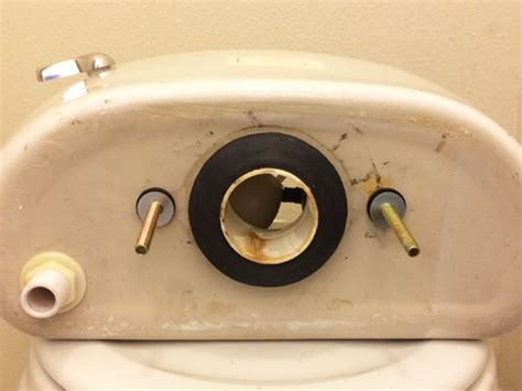 How to Fix a Toilet Leaking from the Tank Bolts or Gasket