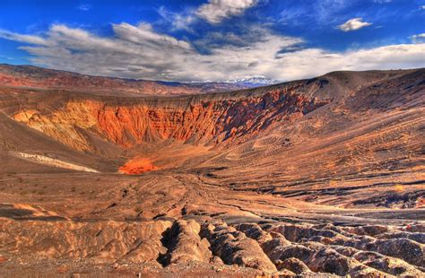 Death Valley A Desert In California | Travel Featured