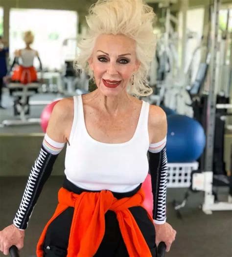 Colleen Heidemann, the 72-year-old model proves that fashion and fun ...