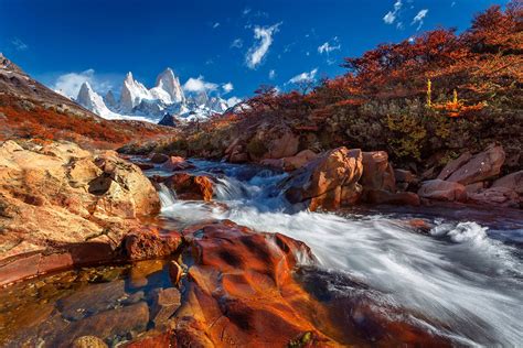 Patagonia, Argentina, El Chalten, Mount Fitz Roy In Los Glaciares National Park Solid-Faced ...