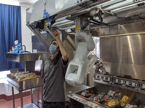 Flippy, the $30,000 automated robot fast-food cook, is now for sale ...