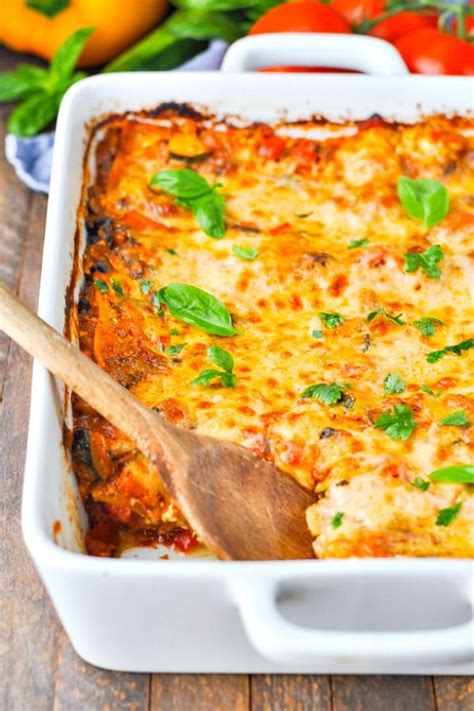 Vegetable Lasagna (Quick and Easy!) | Recipe | Vegetable lasagna, Easy ...