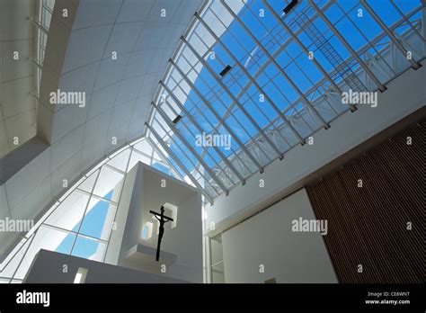 Roma dives misericordia hi-res stock photography and images - Alamy