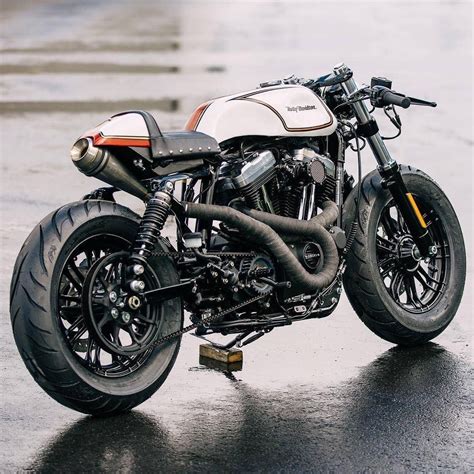 'Balboa' Sportster by @zadig_motorcycles Cafe Bike, Cafe Racer Bikes ...