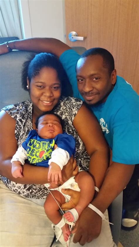 Tampa Bay Woman Gives Birth to 14 Pound Baby | TIME