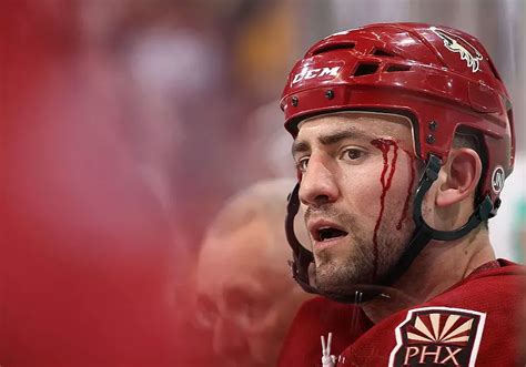 Former Arizona Coyote Paul Bissonnette attacked at Scottsdale eatery ...