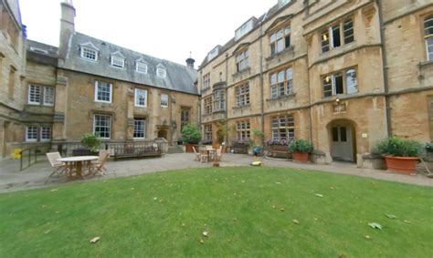 Lincoln College virtual tour | University of Oxford