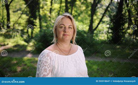 Beautiful Woman Laughing at Park during Sunset, Outdoor Portrait of a Smiling Lady, Happy ...