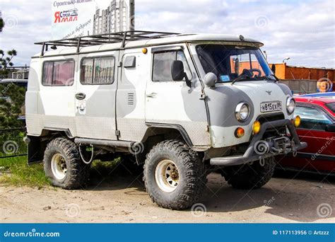 UAZ 39625 editorial photo. Image of steel, high, minibus - 117113956