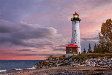 8 Lighthouses in Michigan To See While Coastal Camping | Lake michigan beaches, Lake michigan ...