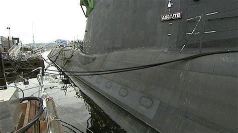 On board the UK's newest attack submarine HMS Astute - BBC News