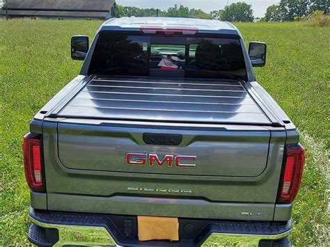 2020 GMC Sierra 1500 Bed Tonneau Cover For Your Truck - Peragon®