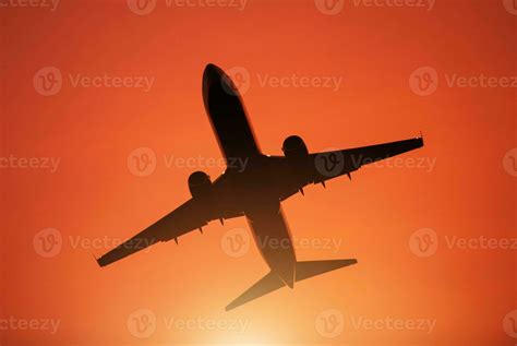 Passenger Commercial Airplane During Take Off 24631539 Stock Photo at ...