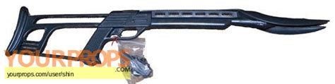 Star Trek: Nemesis Reman Rifle original movie prop