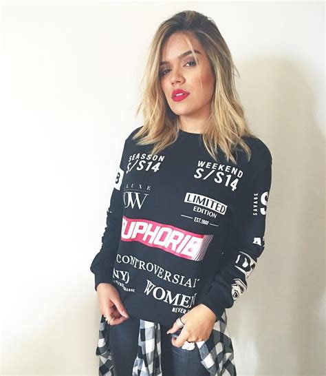 KAROL G en Instagram: “🚫” | Fashion, Women, Women's top