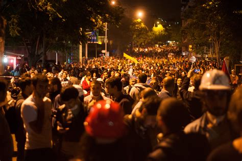 File:Nighttime mass protests in Ankara. Events of June 7-8, 2013-2.jpg ...