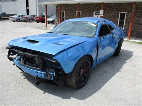 Dodge Challenger SRT Hellcat Crashes Within 18 Miles - DriveSpark News