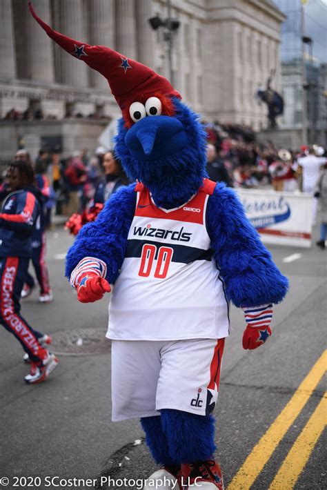 G-Wiz & the Washington Wizards Dance Team - Dc Parade