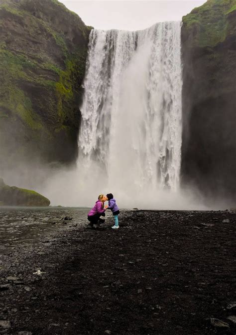 16 Breathtaking Waterfalls In Iceland + Map!