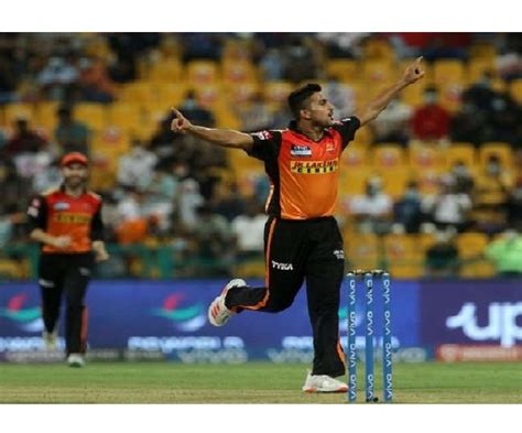 IPL 2021: SRH's Umran Malik bowls fastest delivery of tournament, Virat ...