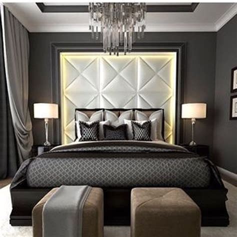 45 Elegant Small Master Bedroom Inspiration On A Budget – HOMYSTYLE