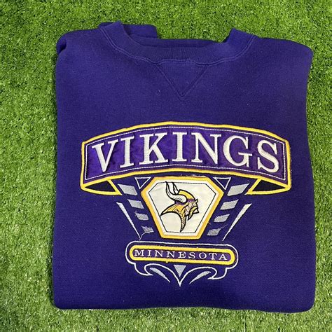 Vintage Purple Minnesota Vikings Crewneck Size... - Depop