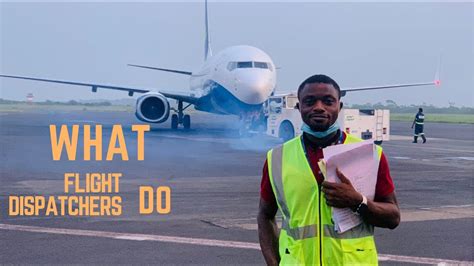 A day in the life of an Airline Dispatch | Duties for a flight dispatcher. - YouTube