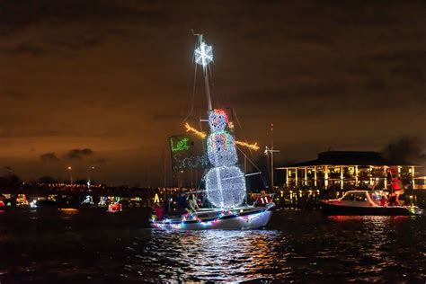 Annapolis Christmas Lights Boat Parade - Eastport