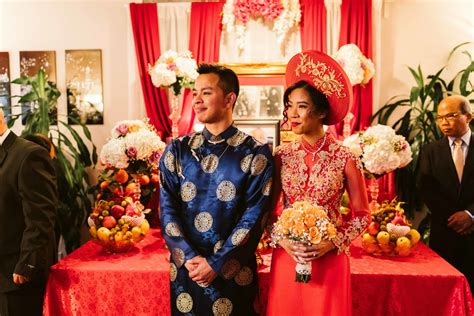 10 Vietnamese Wedding Traditions and Customs – East Meets Dress