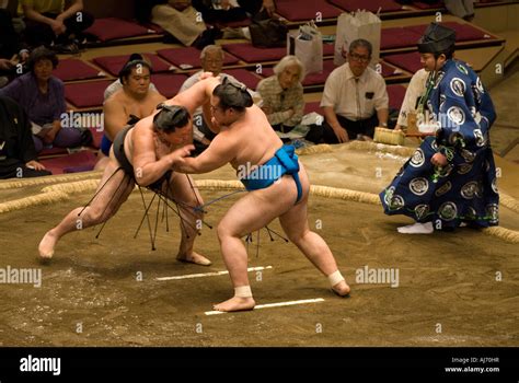 Japanese Sumo Wrestling ceremony Stock Photo - Alamy