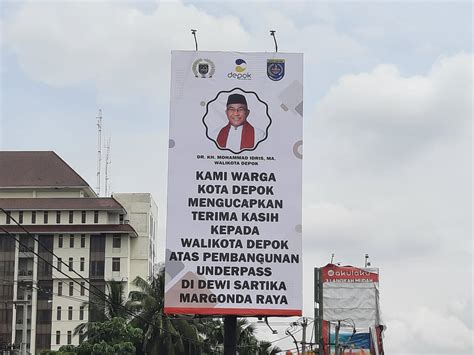 Baliho Ucapan Terima Kasih untuk Wali Kota Depok Viral di Media Sosial - JPNN.com Jabar