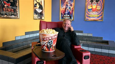 Falmouth Cinema pub, Dennis Entertainment Cinema to get recliners, bar