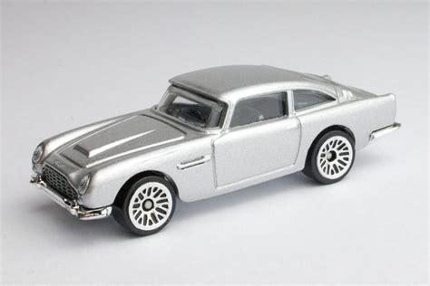 Hot Wheels James Bond Aston Martin 1963 DB5 (Skyfall) – Modelmatic