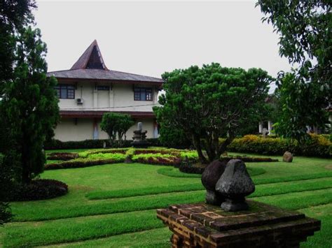 Museum Trowulan - Kabupaten Mojokerto | tempat menarik, objek wisata