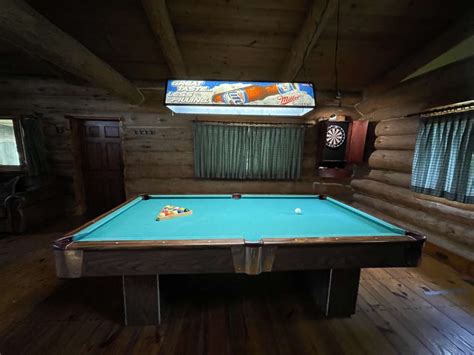 ⭐ Cozy Log Cabin with Hot Tub ⭐ - Hipcamp in Cape Girardeau, Missouri