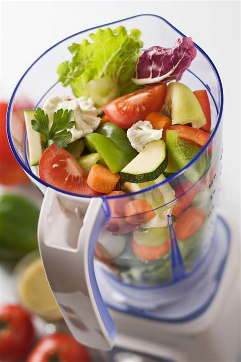 Vegetables In Blender Stock Photo - Image: 14968410